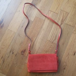 Banana RepublicItalian Leather Convertible RED Cr